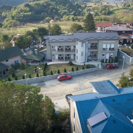 Simica Cose Appartement Vrdnik Buitenkant foto