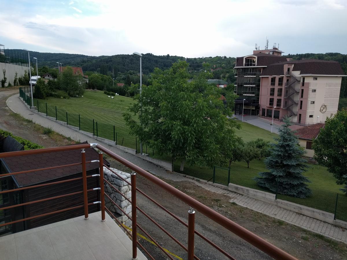 Simica Cose Appartement Vrdnik Buitenkant foto
